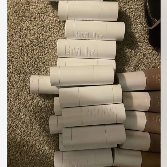 Urban decay foundation bundle - Picture 3 of 3